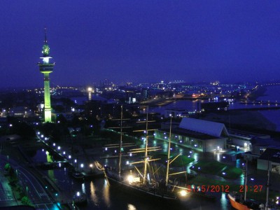 Radarturm, Schifffahrtsmuseeum und Museeumsschiff &quot;Seute Deern&quot; mit Gaststätte